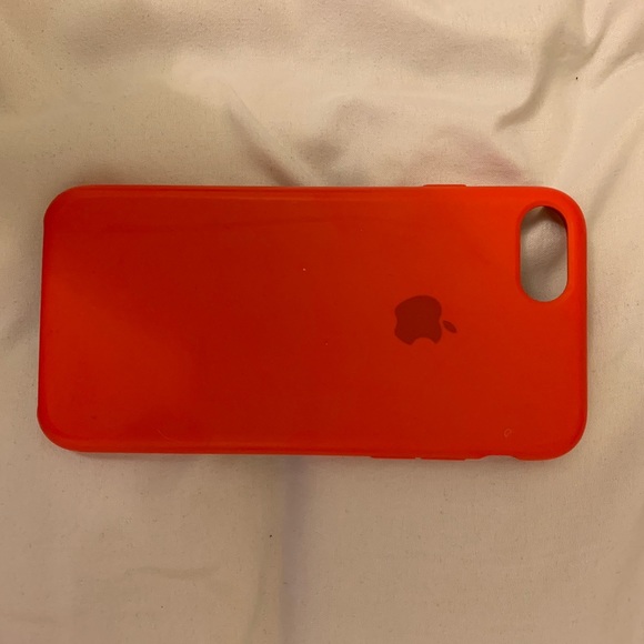 iPhone 7/8 silicone apple case - Picture 1 of 3